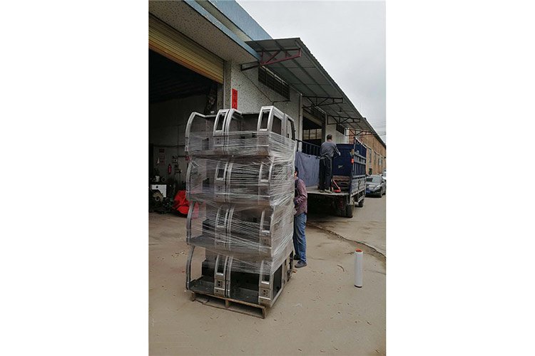 寫(xiě)真機(jī)